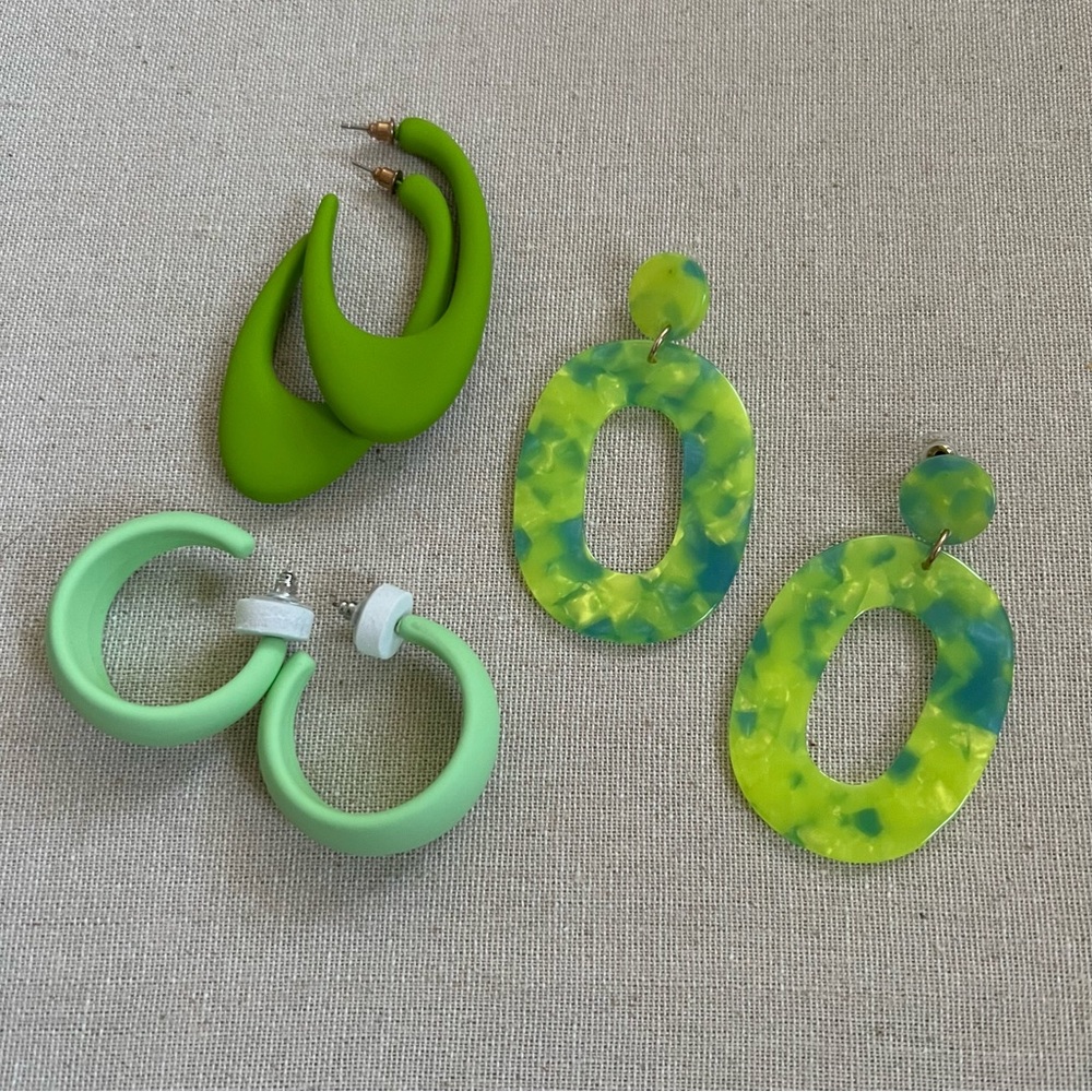 Retro Green Earrings